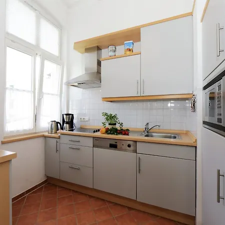 Brise Vineta Ahlbeck App 05 *